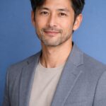 clean-impression-man-40s-50s-blue-portrait