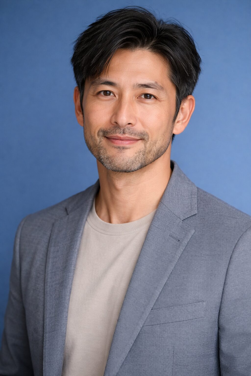 clean-impression-man-40s-50s-blue-portrait