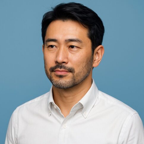 青い背景で清潔感のある40〜50代日本人男性の半リアルポートレート（婚活向け髭スタイルイメージ）