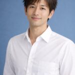 clean-attractive-man-40s50s-no-beard-blue-bg